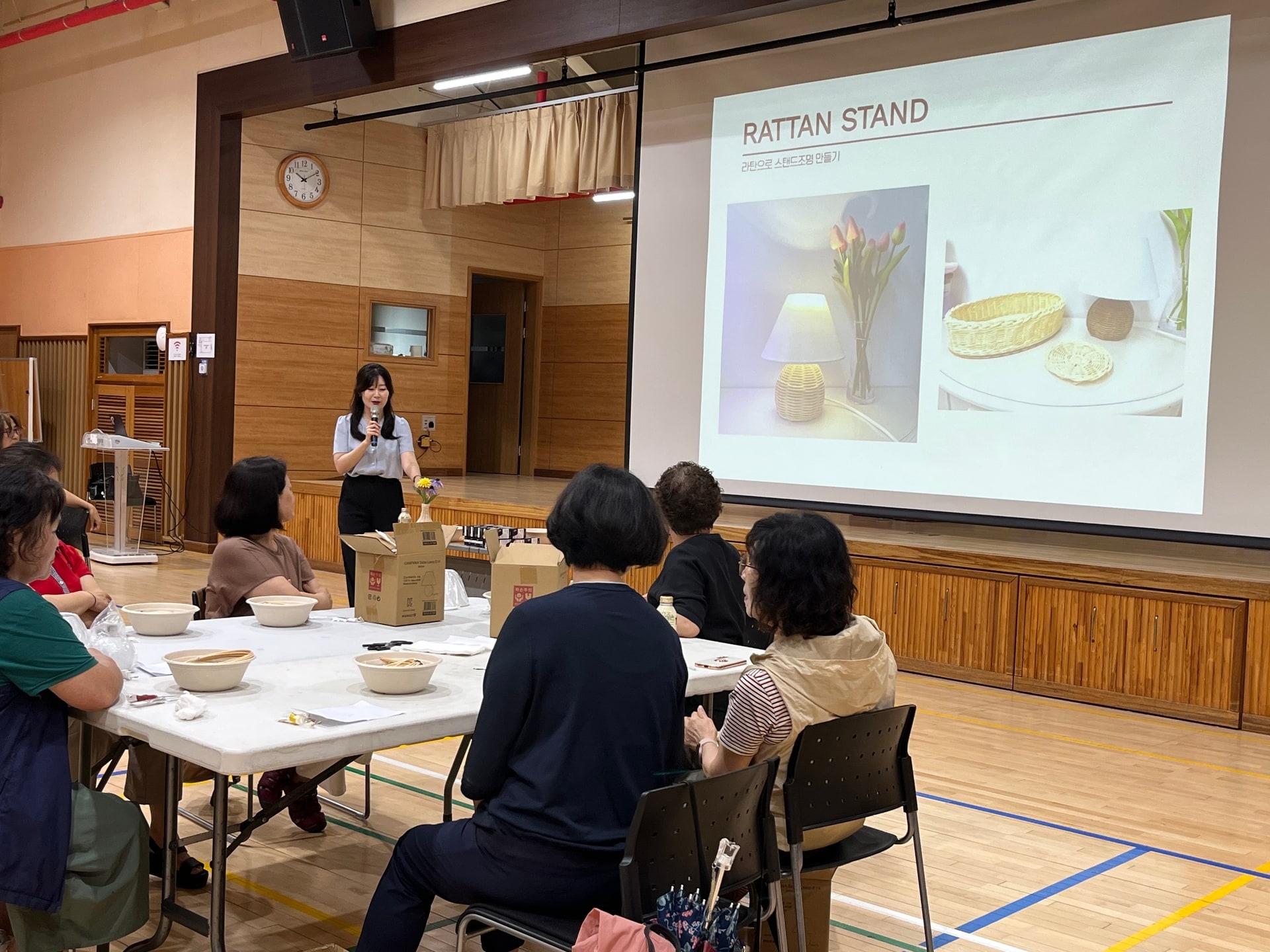 손끝에서 피어나는 감성 라탄 무드등 진행 사진 5