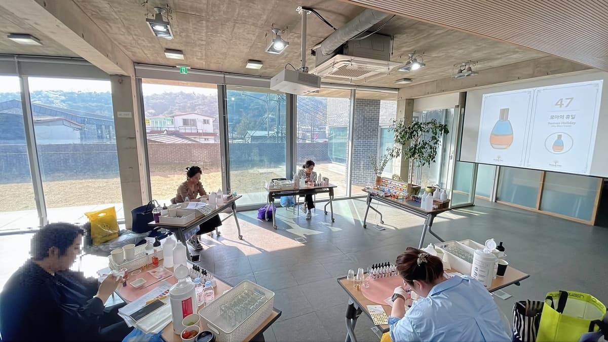 컬러 힐링 레슨 진행 사진 4