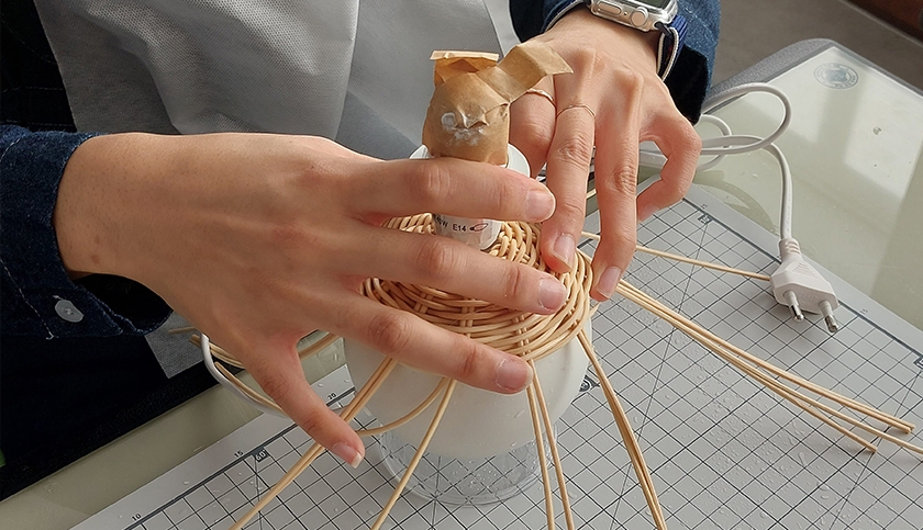 라탄 스탠드(무드등) 프로그램 (힐링공예/소통/화합/역량강화/팀빌딩/워크샵) 진행 사진 1