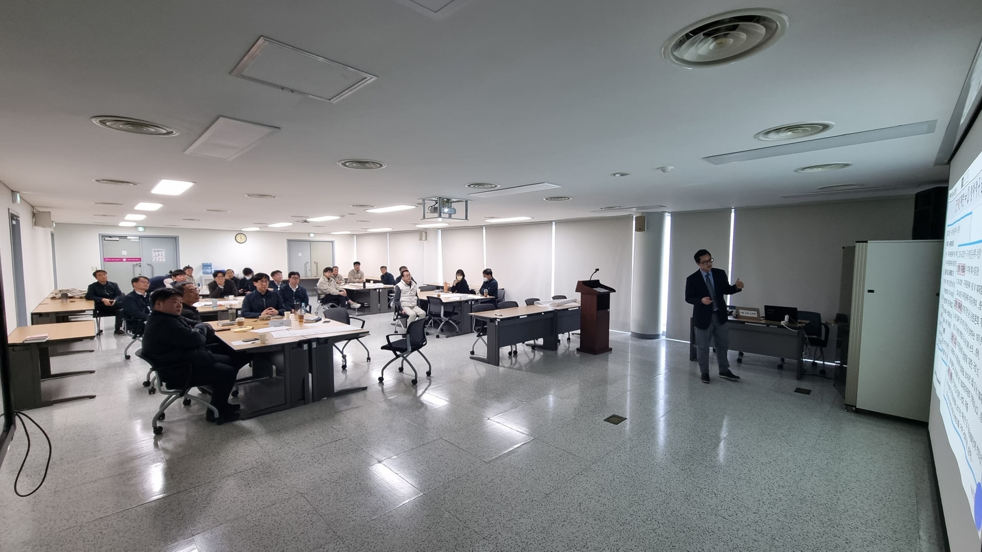 논리적 보고서를 위한 문서작성법 진행 사진 4