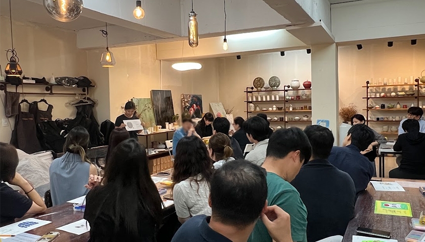 회사 속 나를 찾아가는 미술테라피 진행 사진 2