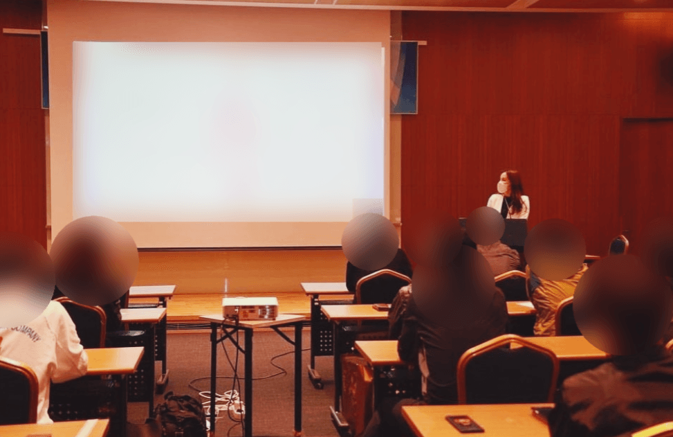 스트레스 관리와 오피스 스트레칭 진행 사진 2