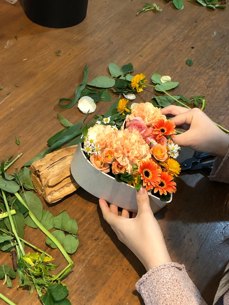 하트프레임 센터피스 진행 사진 1