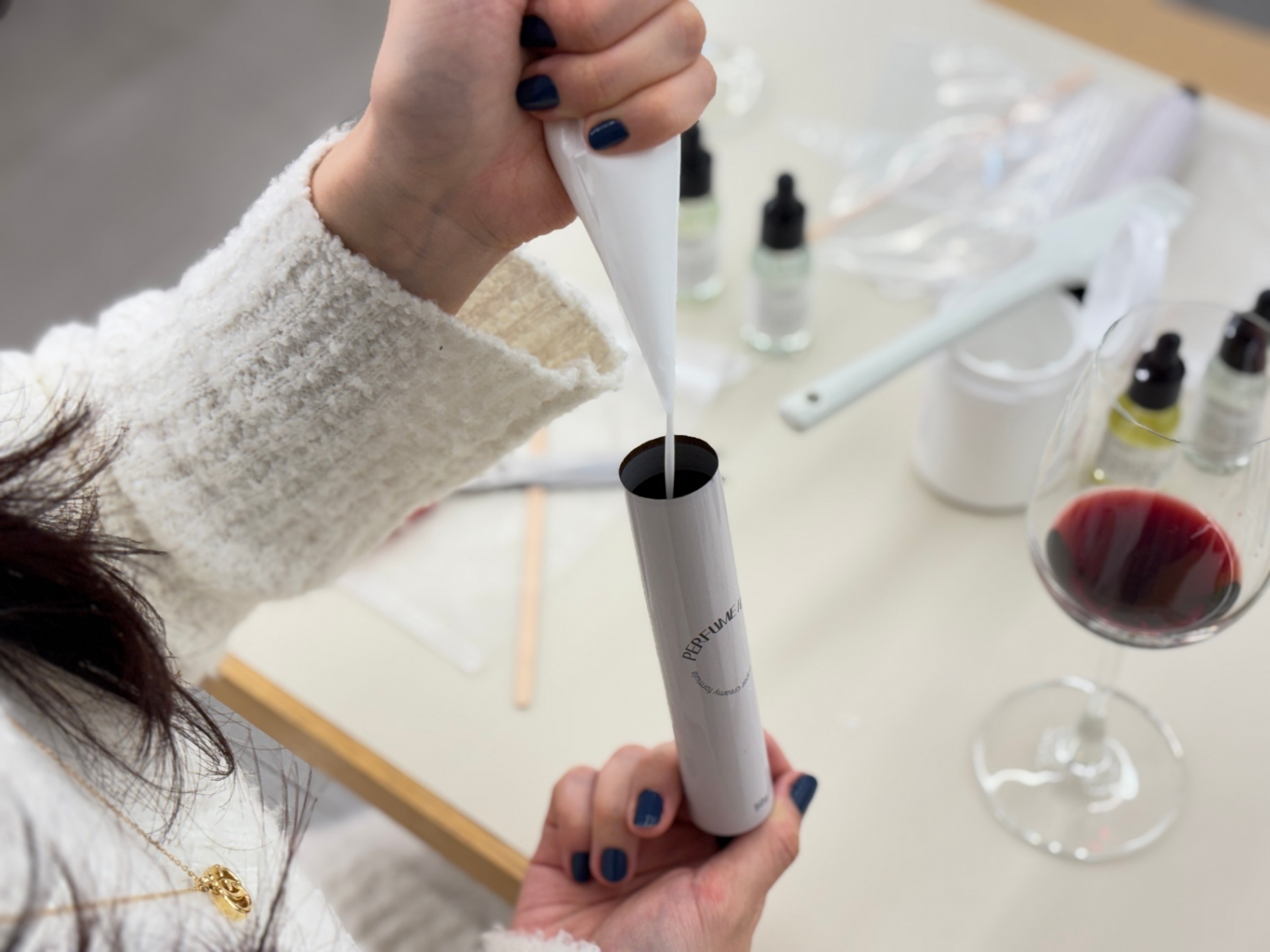 오감 리프레시, 와인 아로마 테이스팅 & 핸드크림 만들기 진행 사진 5