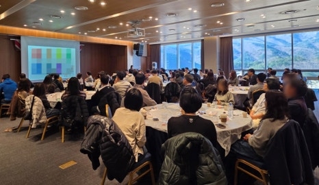 '팝아트 자화상' 워크샵을 시작합니다