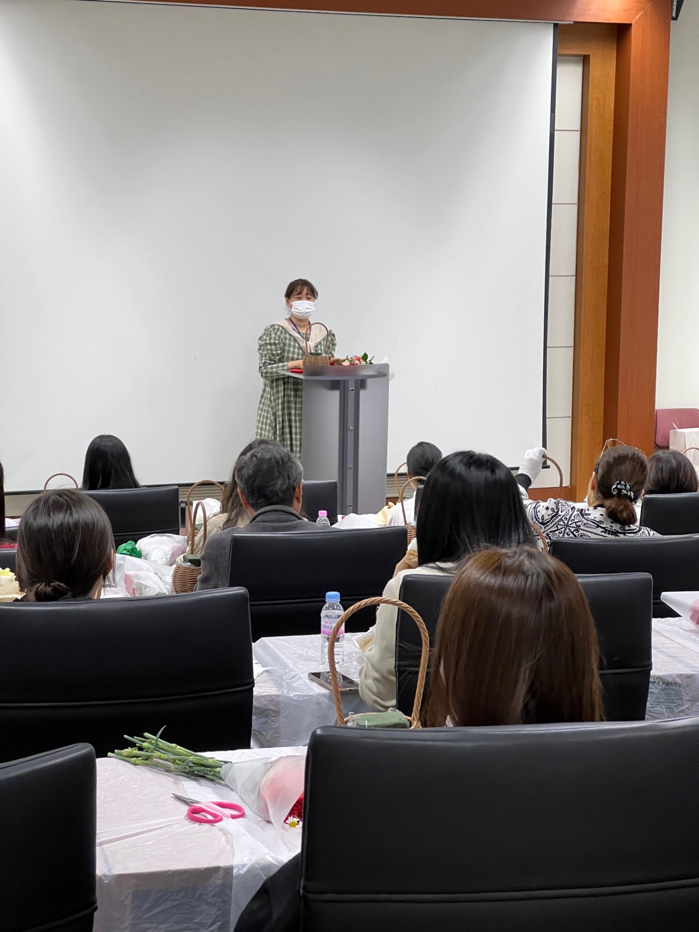 꽃바구니에 대해 알아봅시다